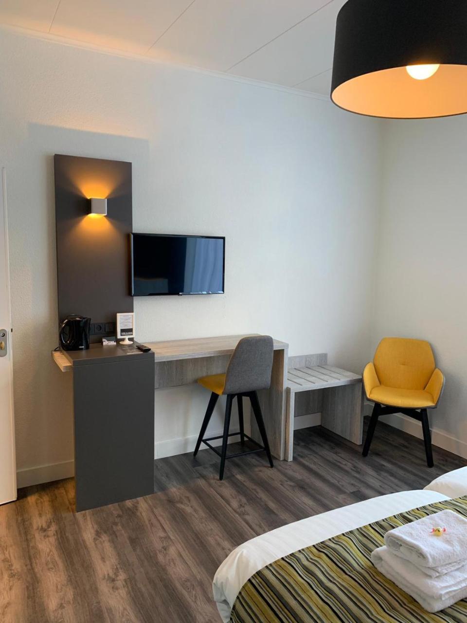 Hotel & Appartementen Royal Sas van Gent Extérieur photo